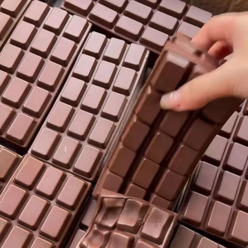 Chocolate Bar Slow Rising Squeezy Squishy Toy